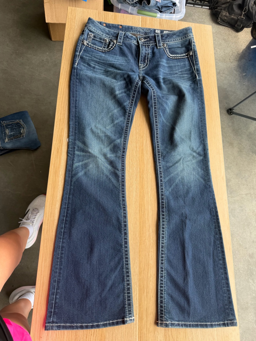 Signature Men’s Blue Slim Straight Jeans